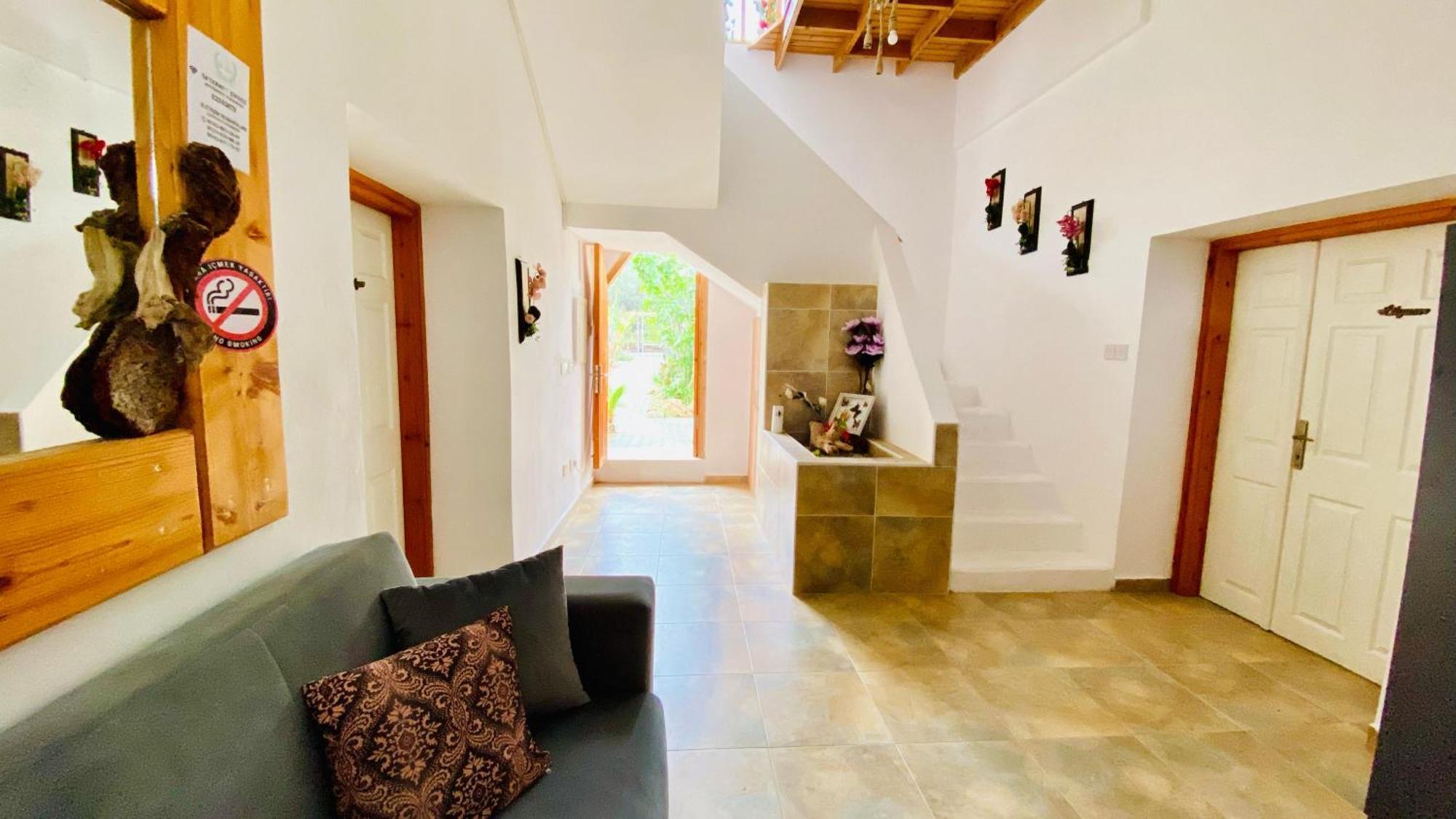 Hera Palace Boutique Otel Yialousa エクステリア 写真